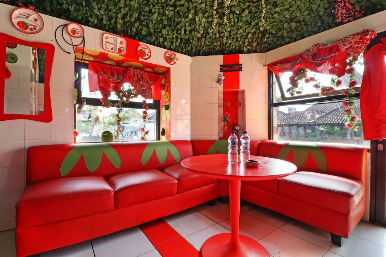 Hotel Agung Permata Artha Cipanas  Екстер'єр фото